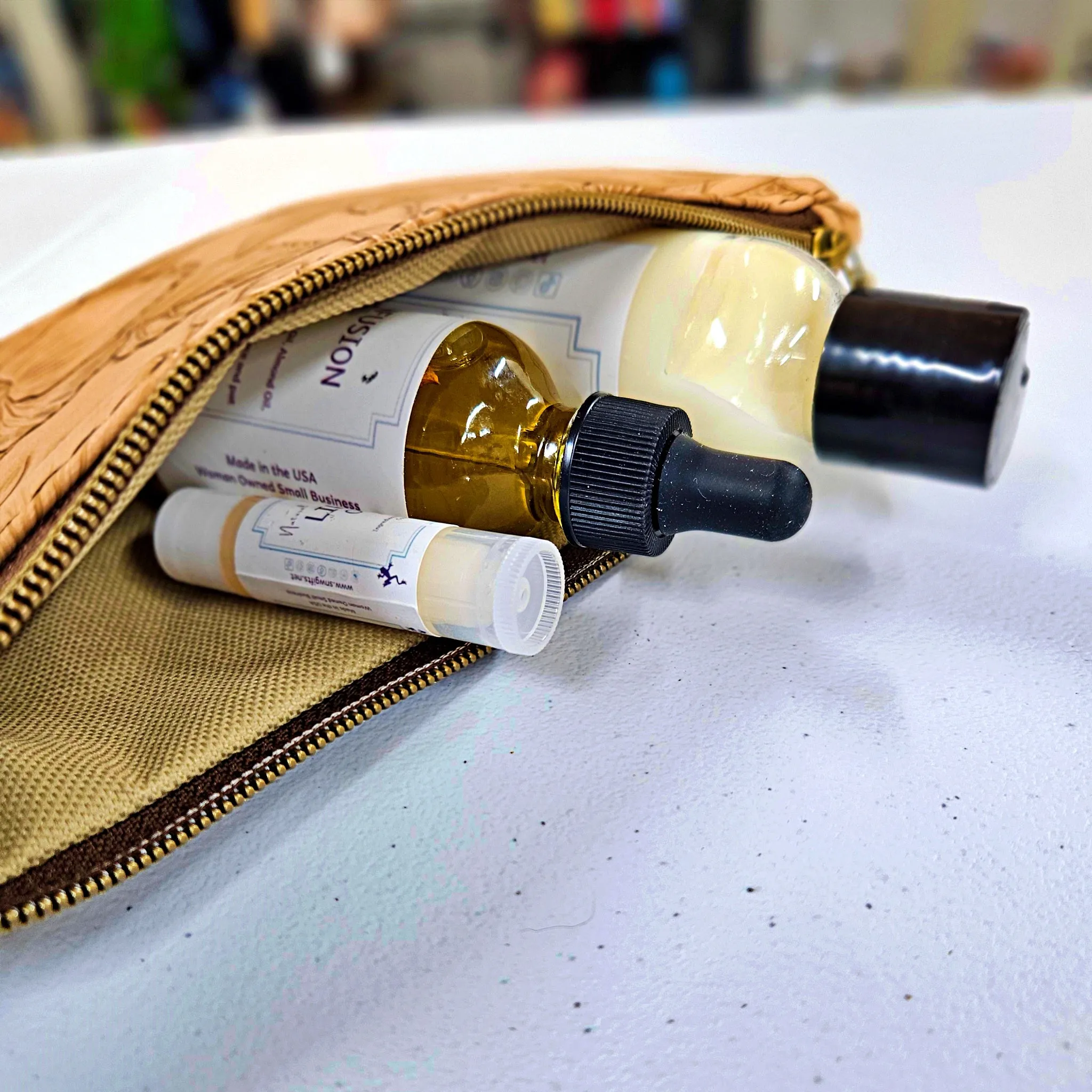Battle Tested Hibiscus Rana Pouch