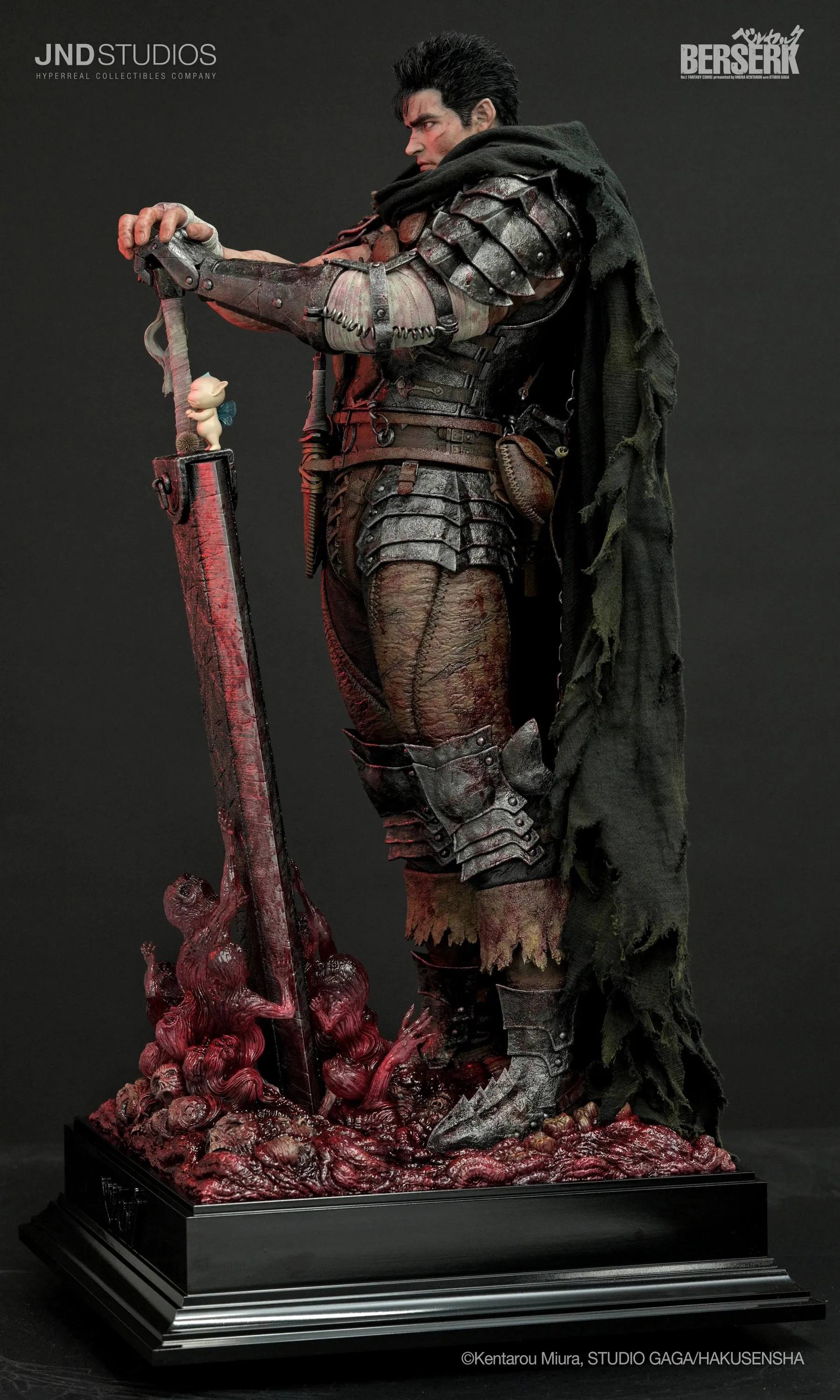 Berserk: Guts Comics Art Statue