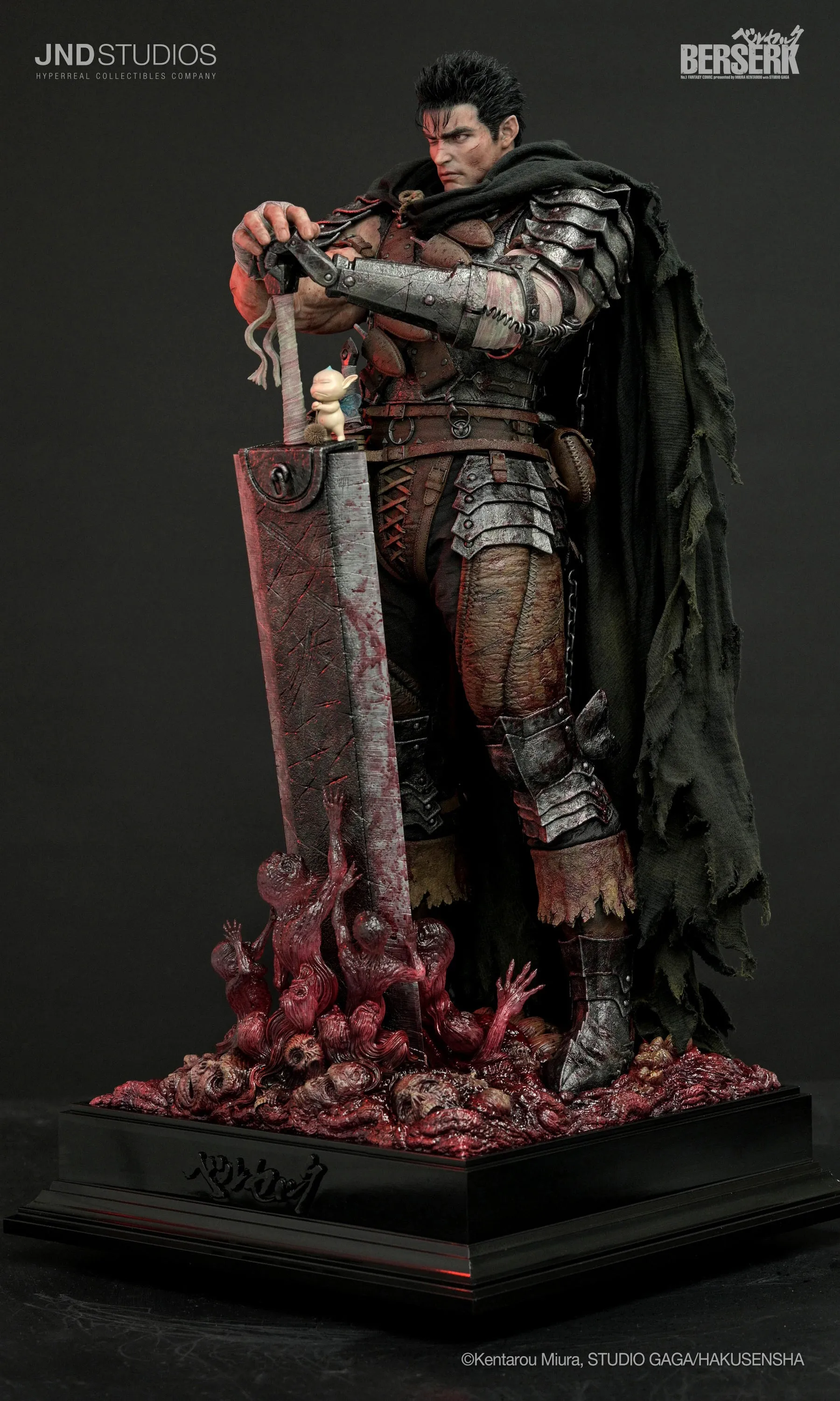 Berserk: Guts Comics Art Statue