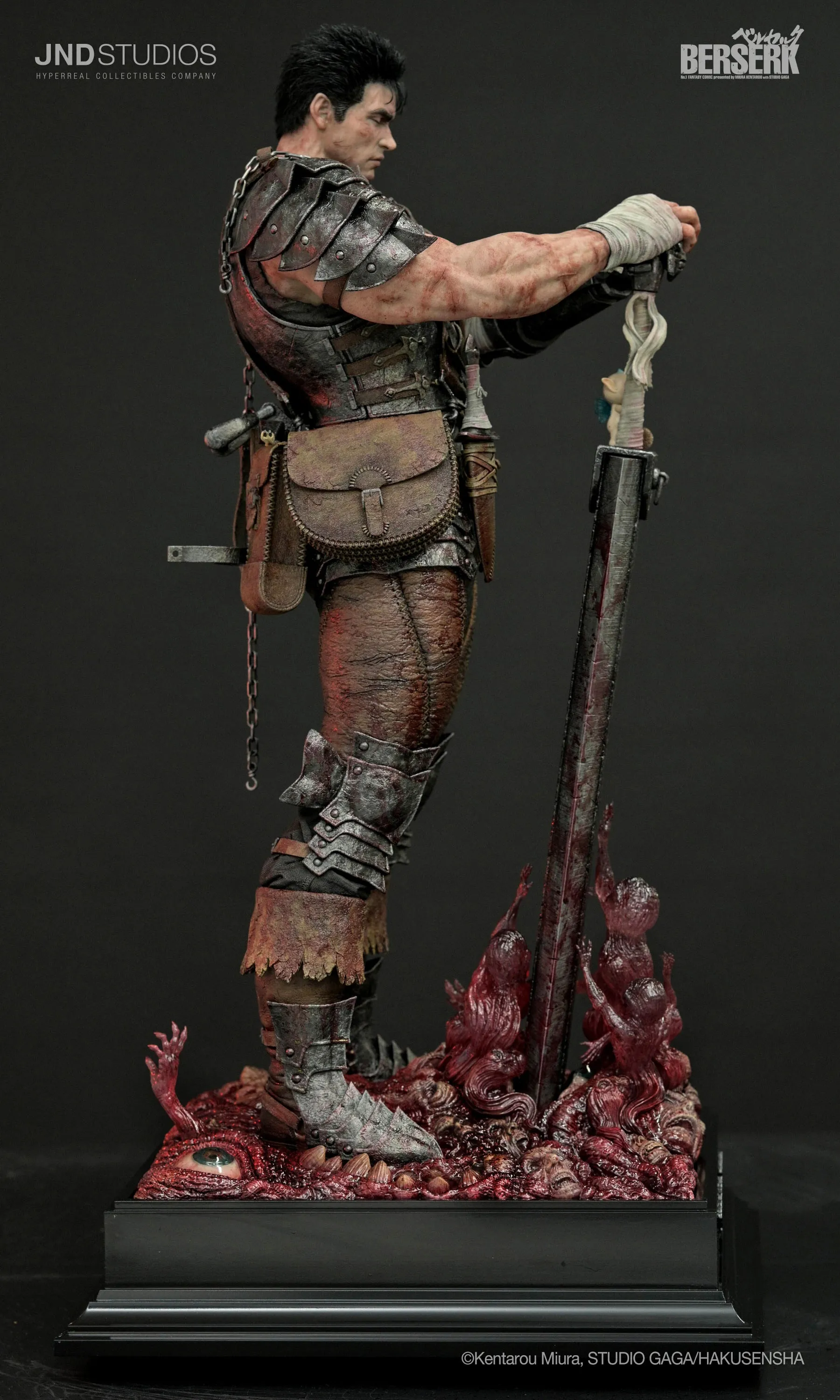 Berserk: Guts Comics Art Statue