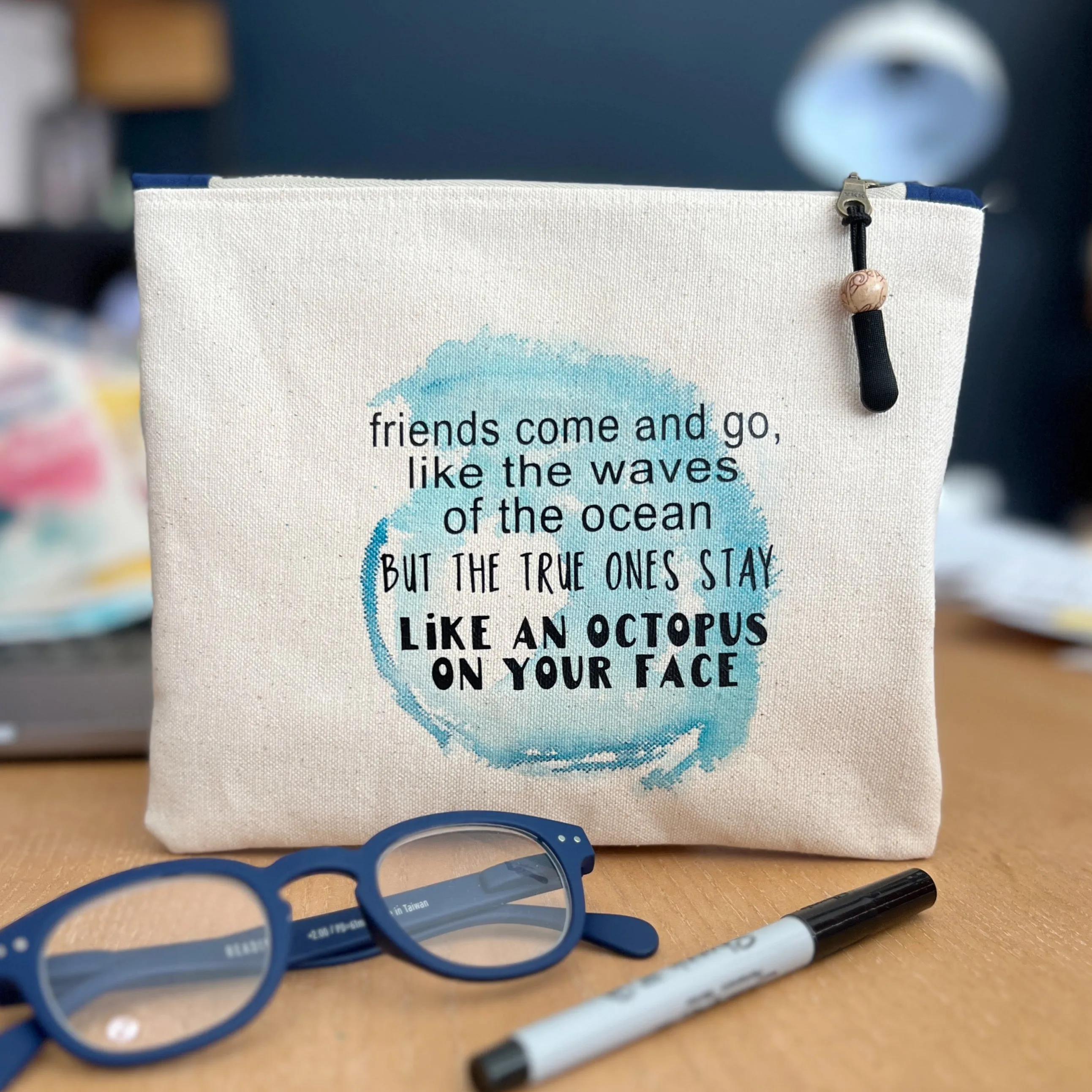 Canvas zip bag painted SMALL - friends come and go