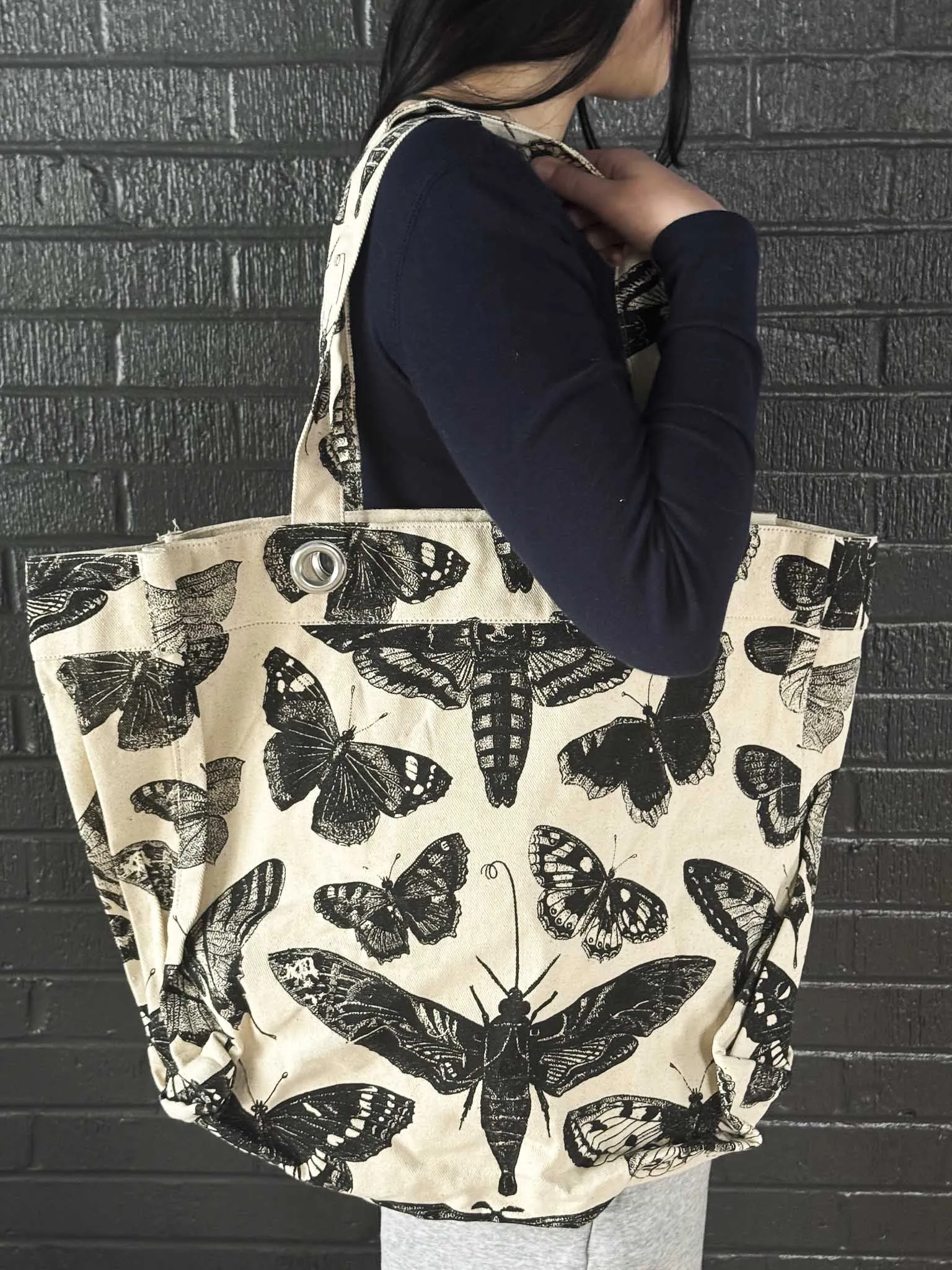 Grungy Grommet Tote