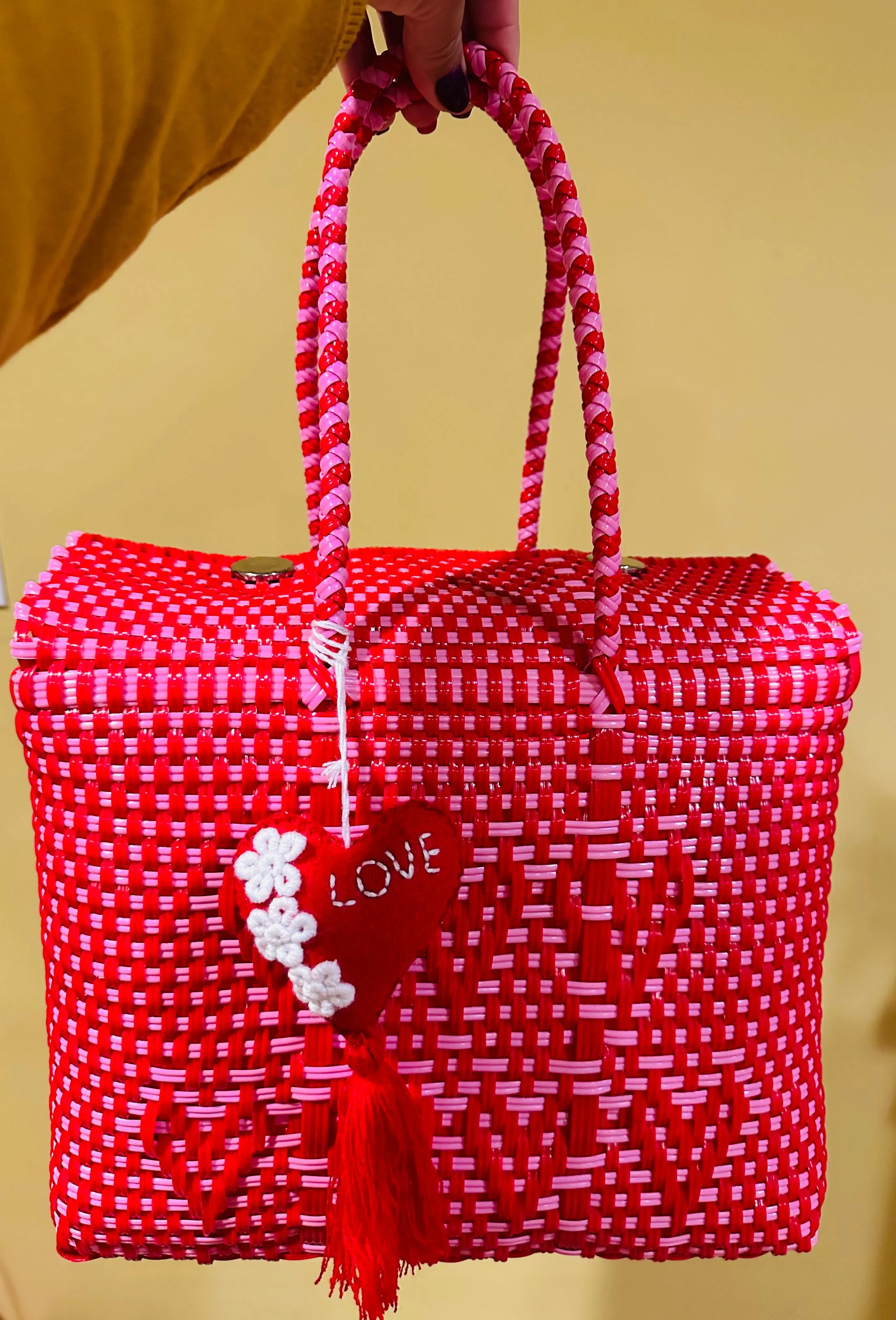 Love Tote Lonchera Red & Pink