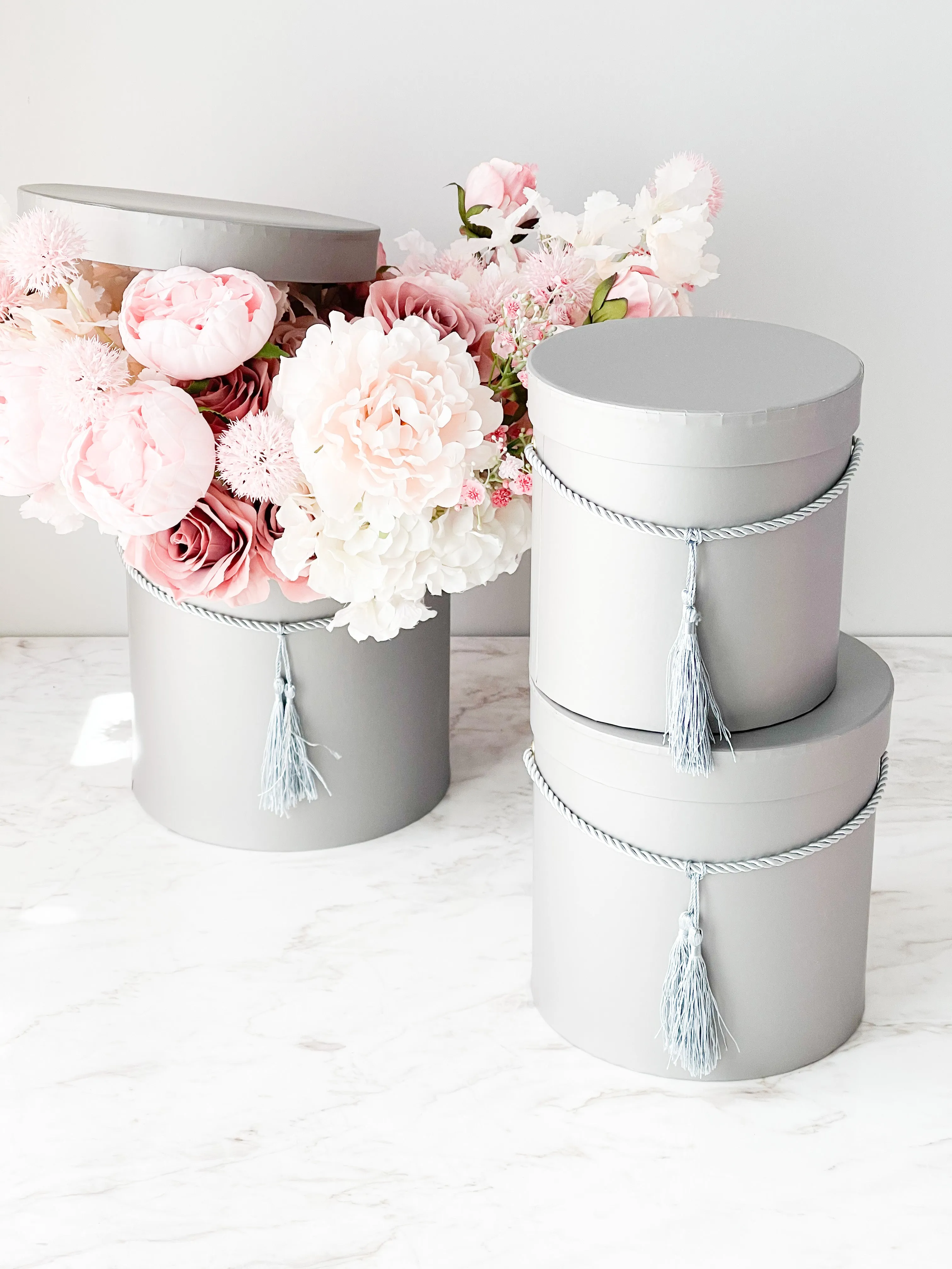 Luxury Round Flower Box – Elegant Floral Gift Packaging (Multiple Sizes)