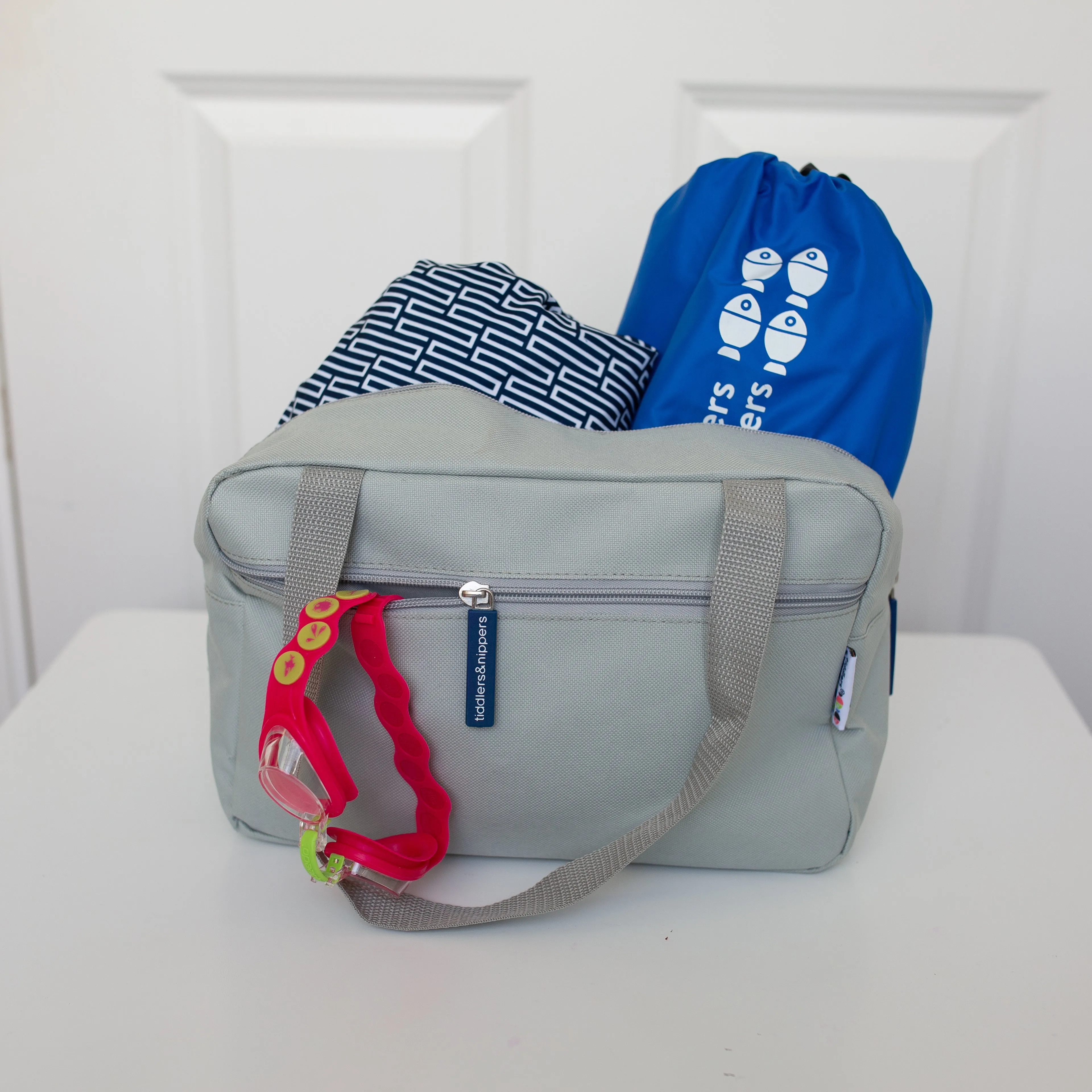 Tiddler Travel Bag | Multi-purpose insulated bag | Ideal wash bag, nappy bag, lunch bag & more!