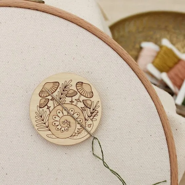 Wooden Needle Minder